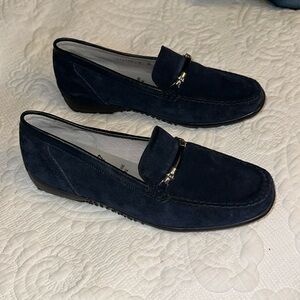 Navy blue Loafers